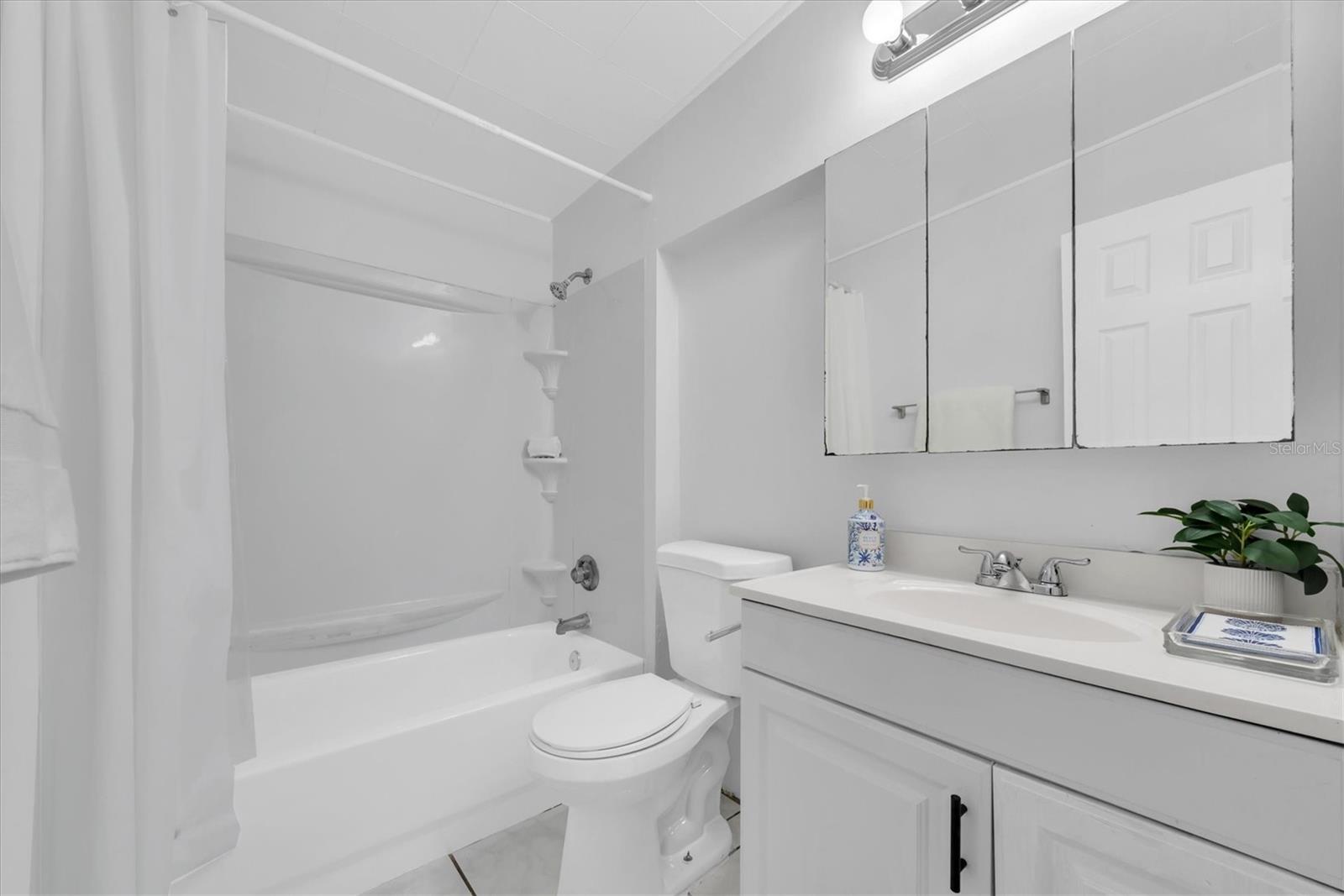 110 14TH AVE SW, LARGO, FL, 33770