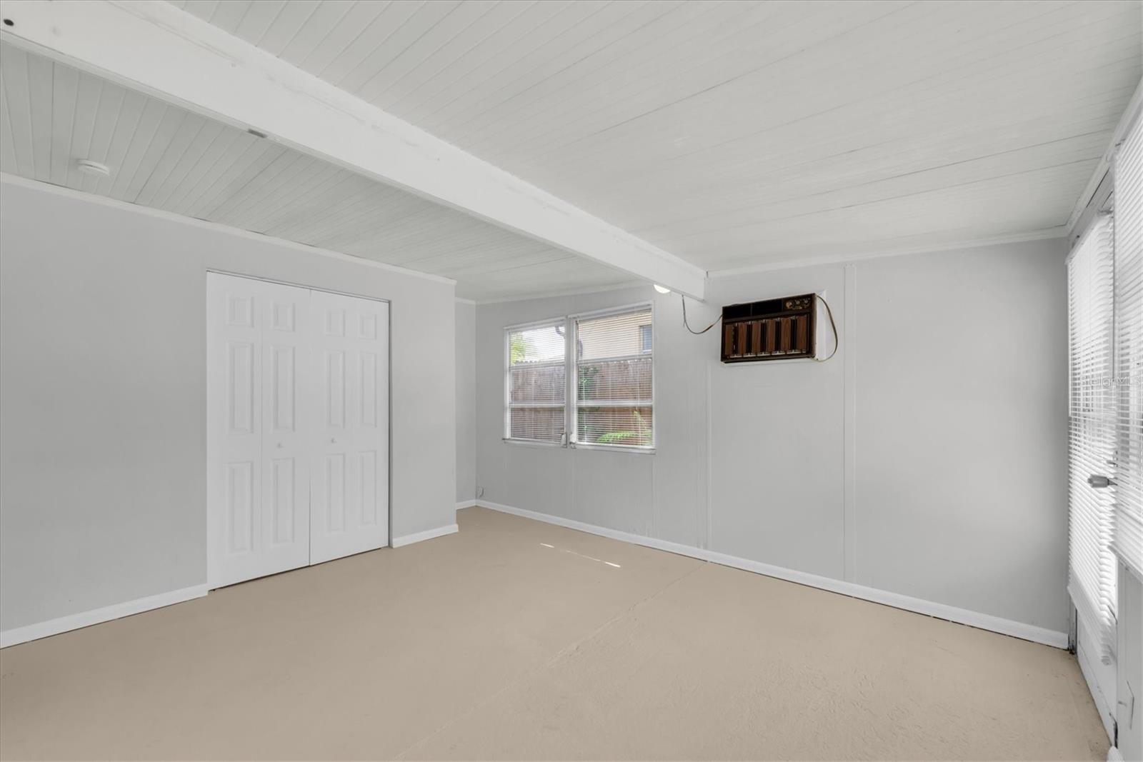 110 14TH AVE SW, LARGO, FL, 33770