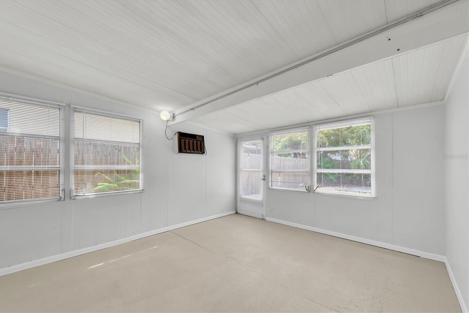 110 14TH AVE SW, LARGO, FL, 33770