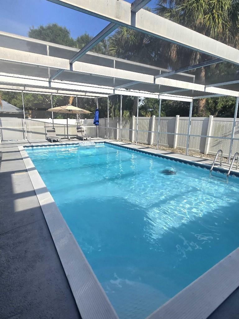 7002 DANEWOOD CT, TAMPA, FL, 33615