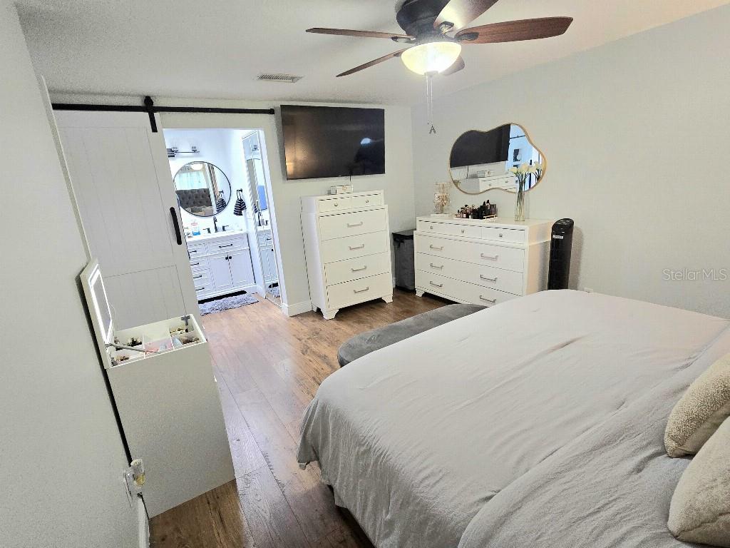 7002 DANEWOOD CT, TAMPA, FL, 33615