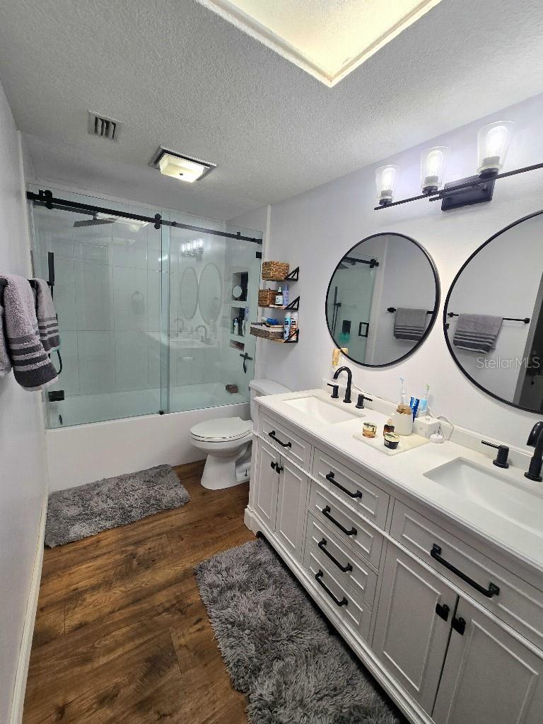 7002 DANEWOOD CT, TAMPA, FL, 33615