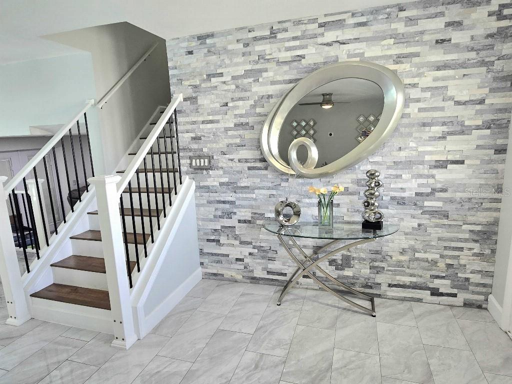 7002 DANEWOOD CT, TAMPA, FL, 33615
