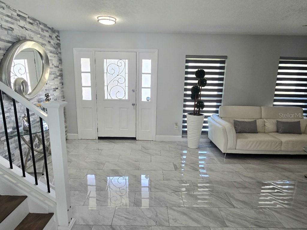 7002 DANEWOOD CT, TAMPA, FL, 33615
