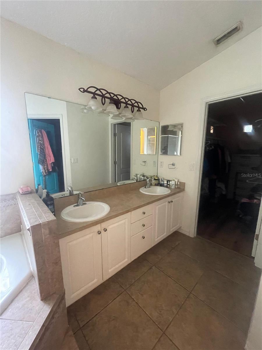 396 KETTERING RD, DELTONA, FL, 32725