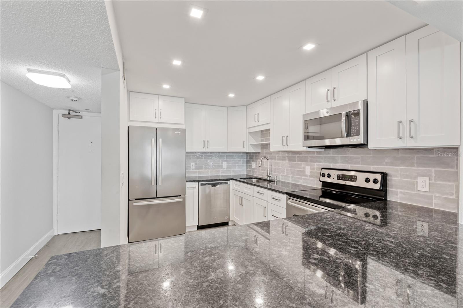 51 ISLAND WAY #411, CLEARWATER BEACH, FL, 33767
