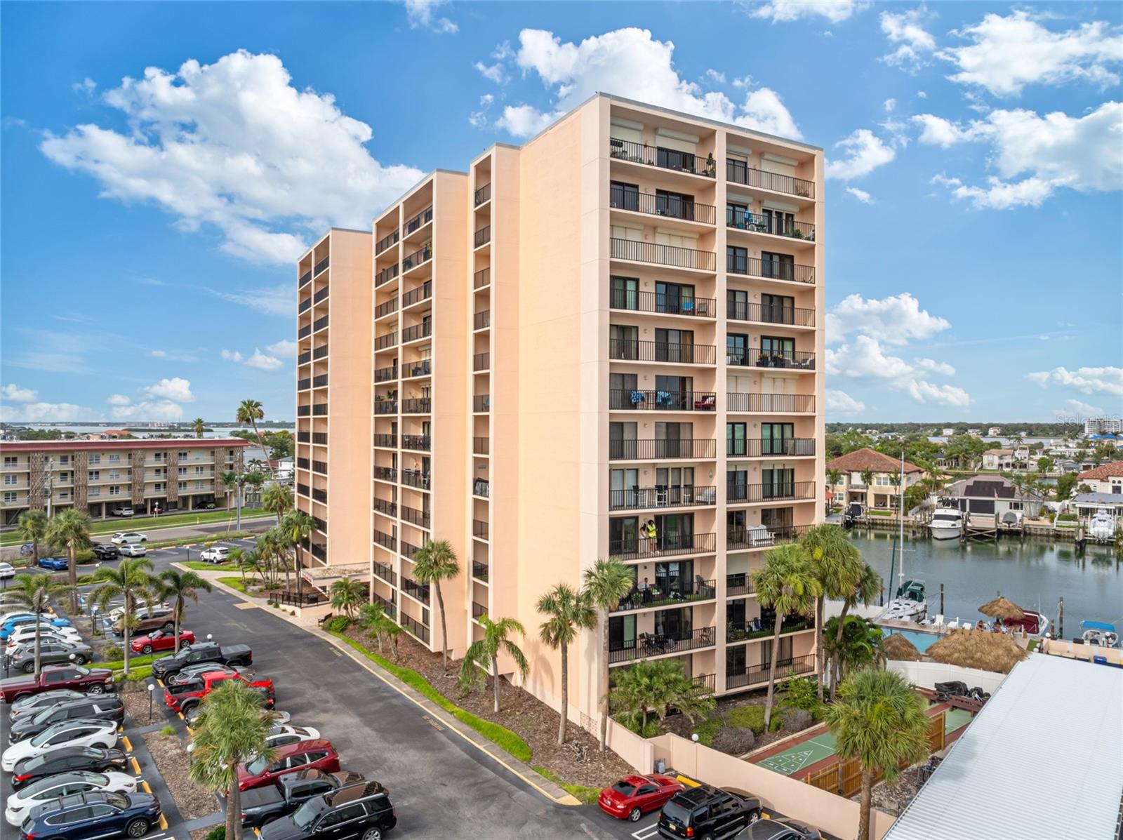 51 ISLAND WAY #411, CLEARWATER BEACH, FL, 33767