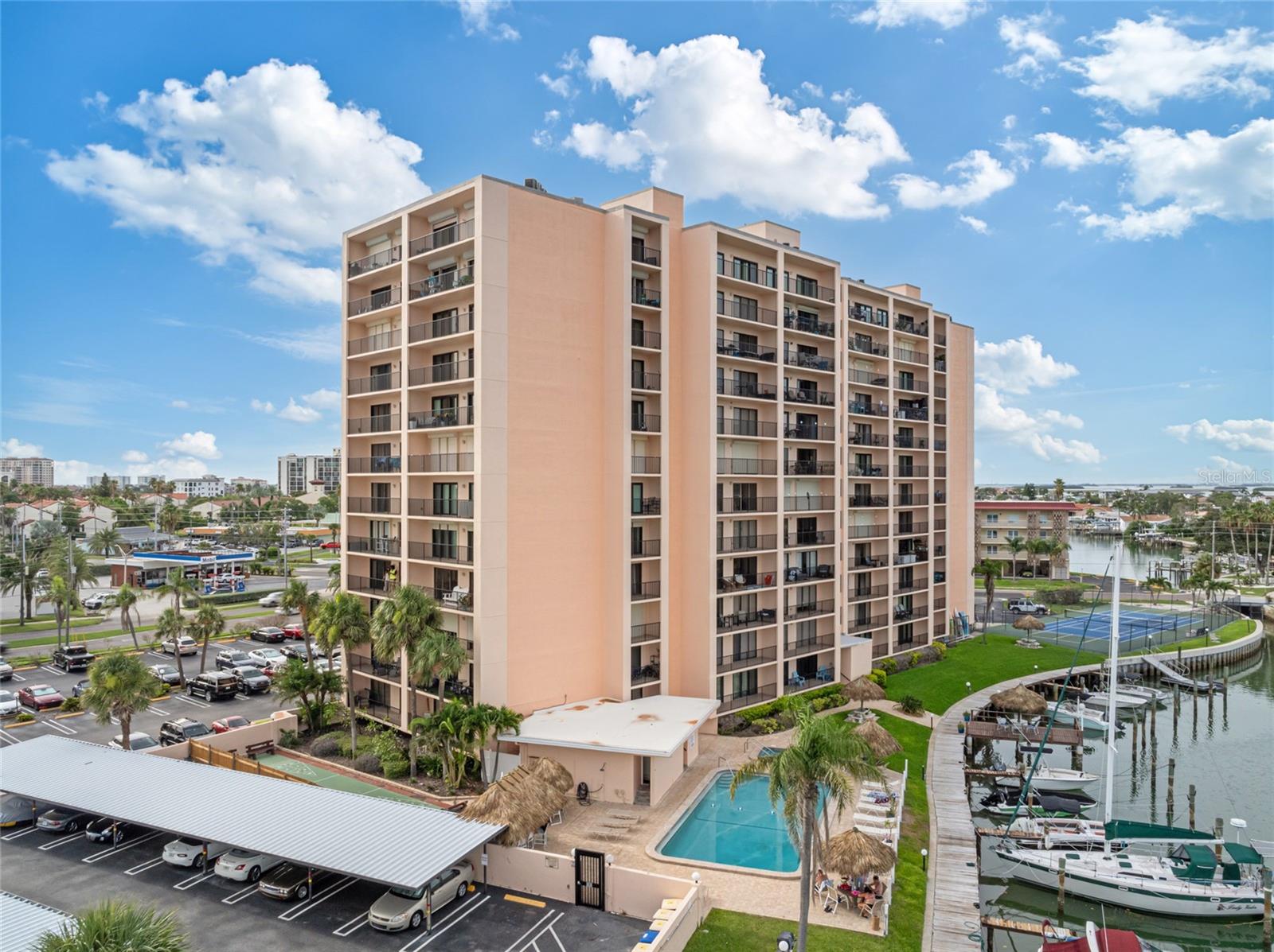 51 ISLAND WAY #411, CLEARWATER BEACH, FL, 33767