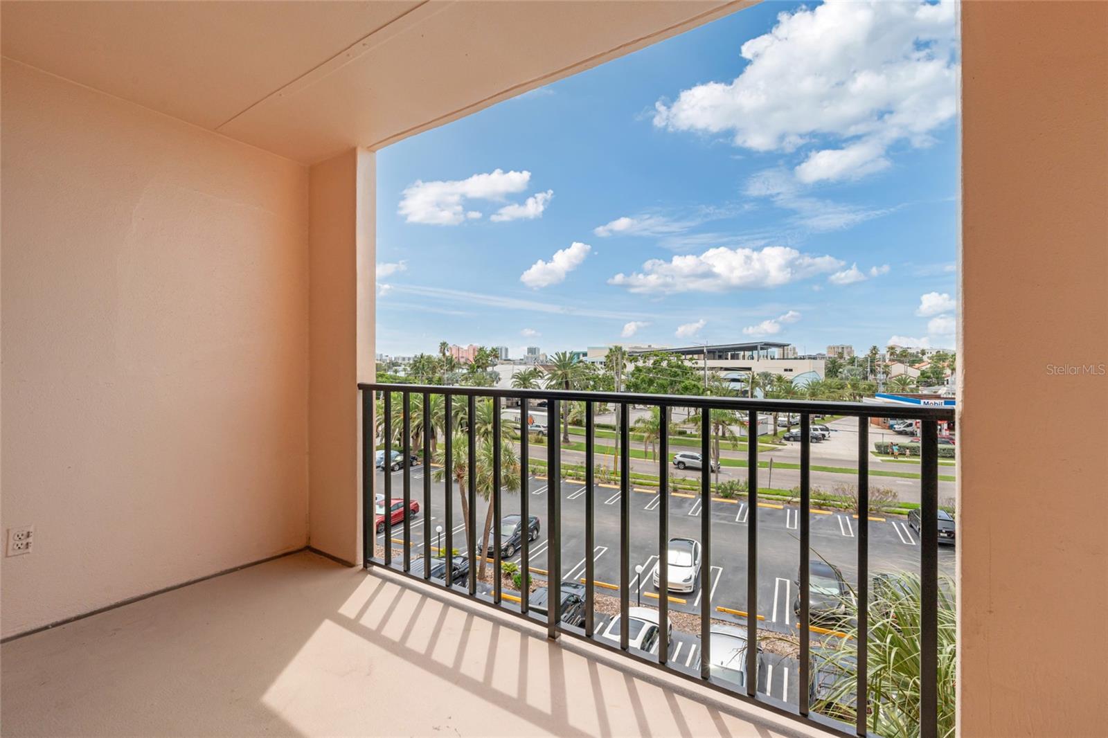 51 ISLAND WAY #411, CLEARWATER BEACH, FL, 33767