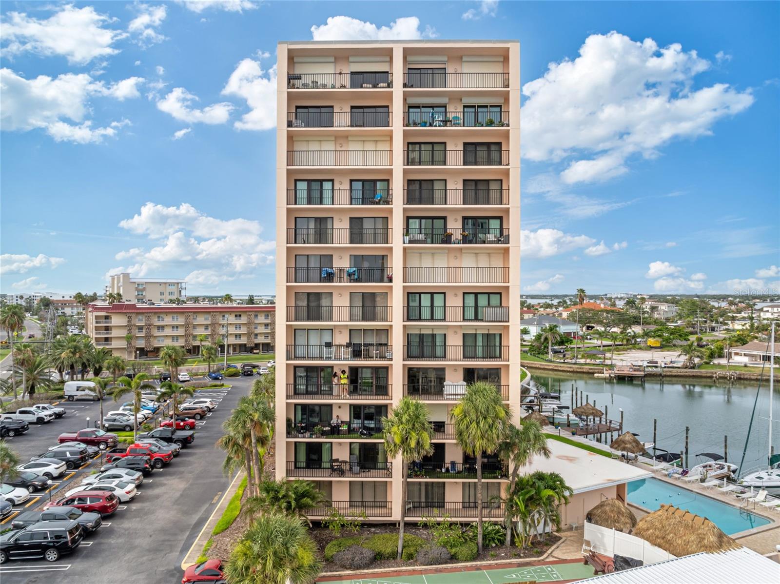 51 ISLAND WAY #411, CLEARWATER BEACH, FL, 33767