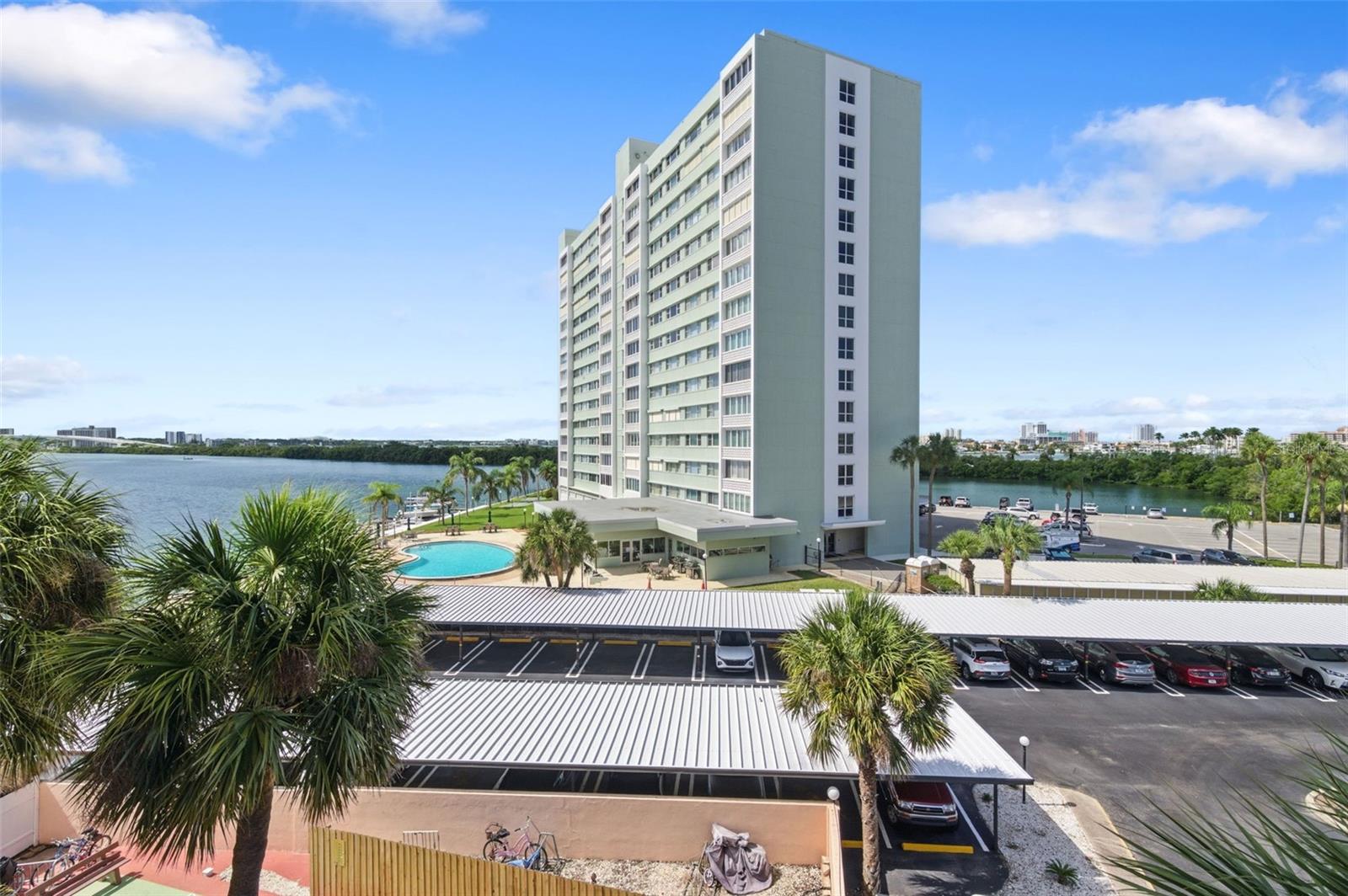 51 ISLAND WAY #411, CLEARWATER BEACH, FL, 33767