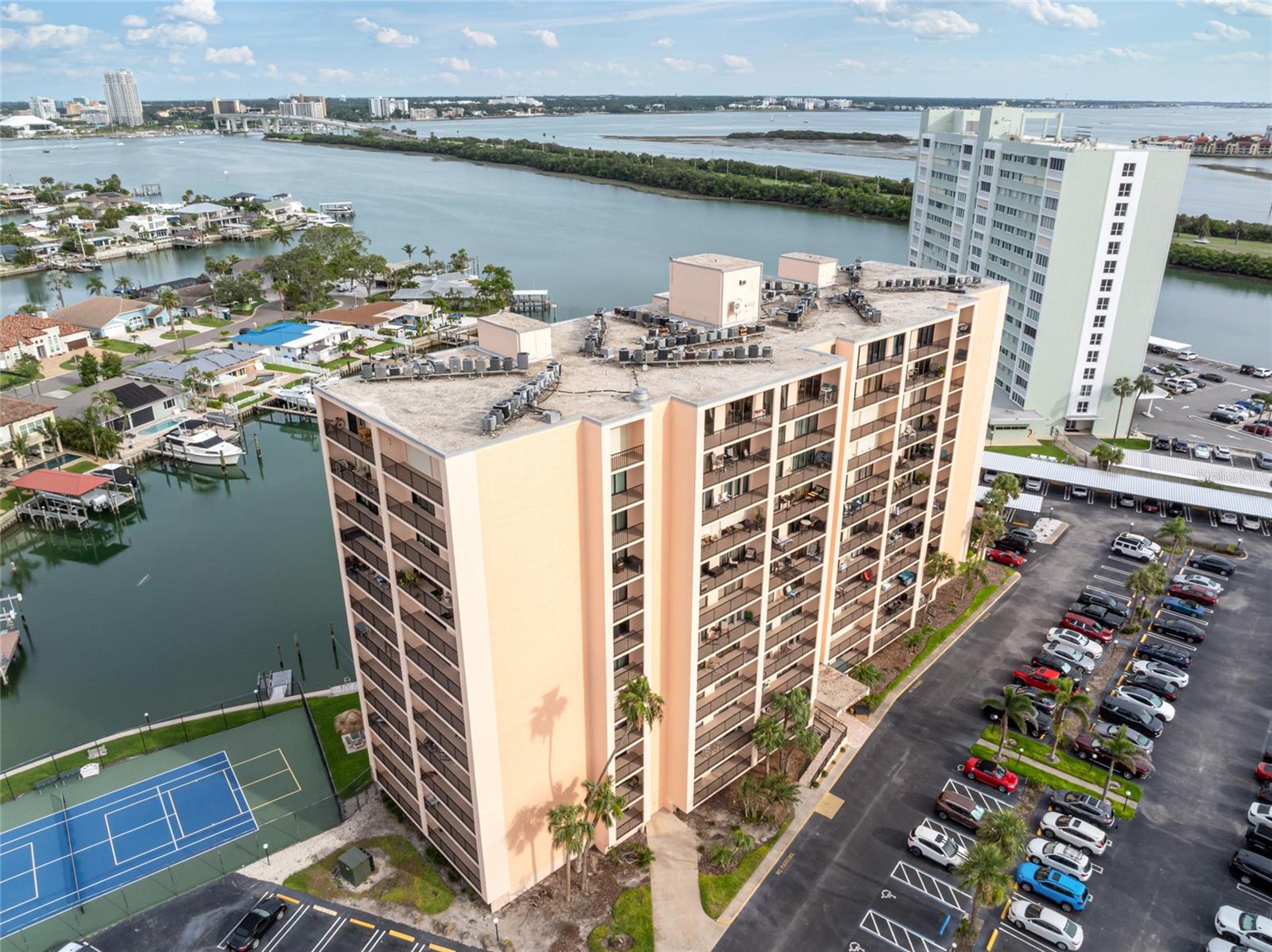 51 ISLAND WAY #411, CLEARWATER BEACH, FL, 33767