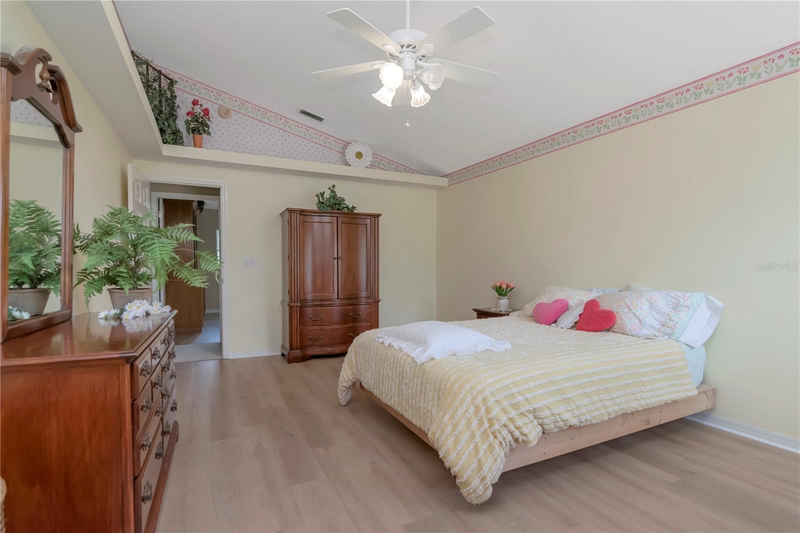27221 SEA BREEZE WAY, WESLEY CHAPEL, FL, 33544