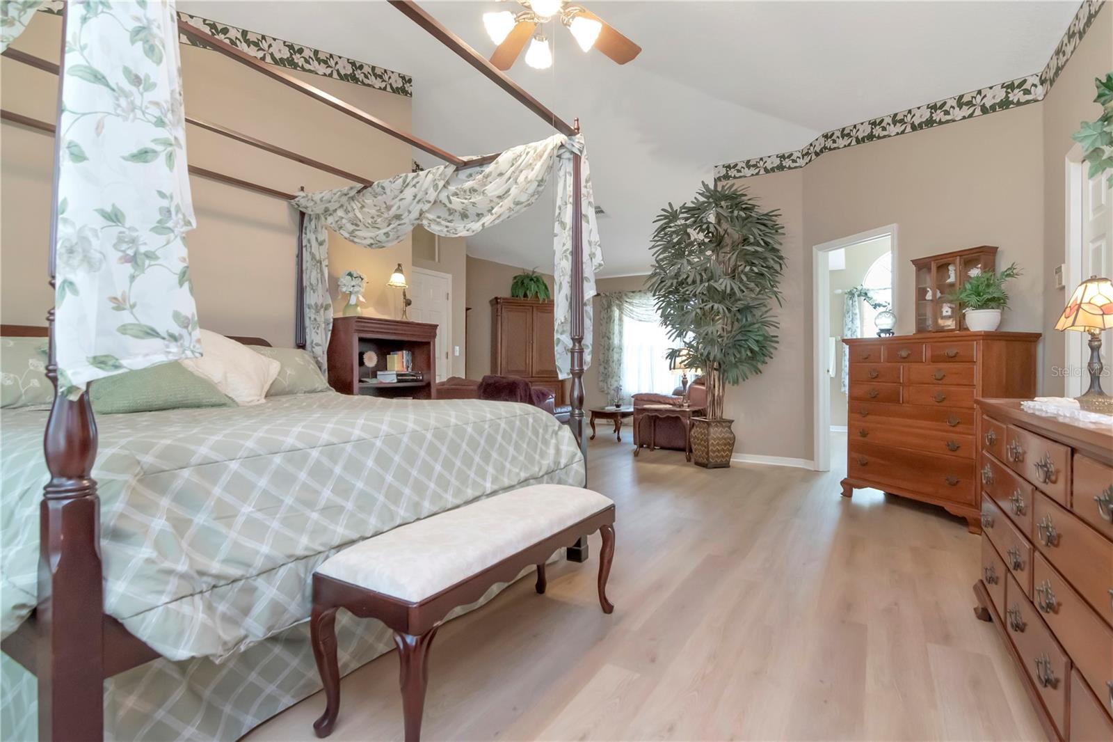 27221 SEA BREEZE WAY, WESLEY CHAPEL, FL, 33544