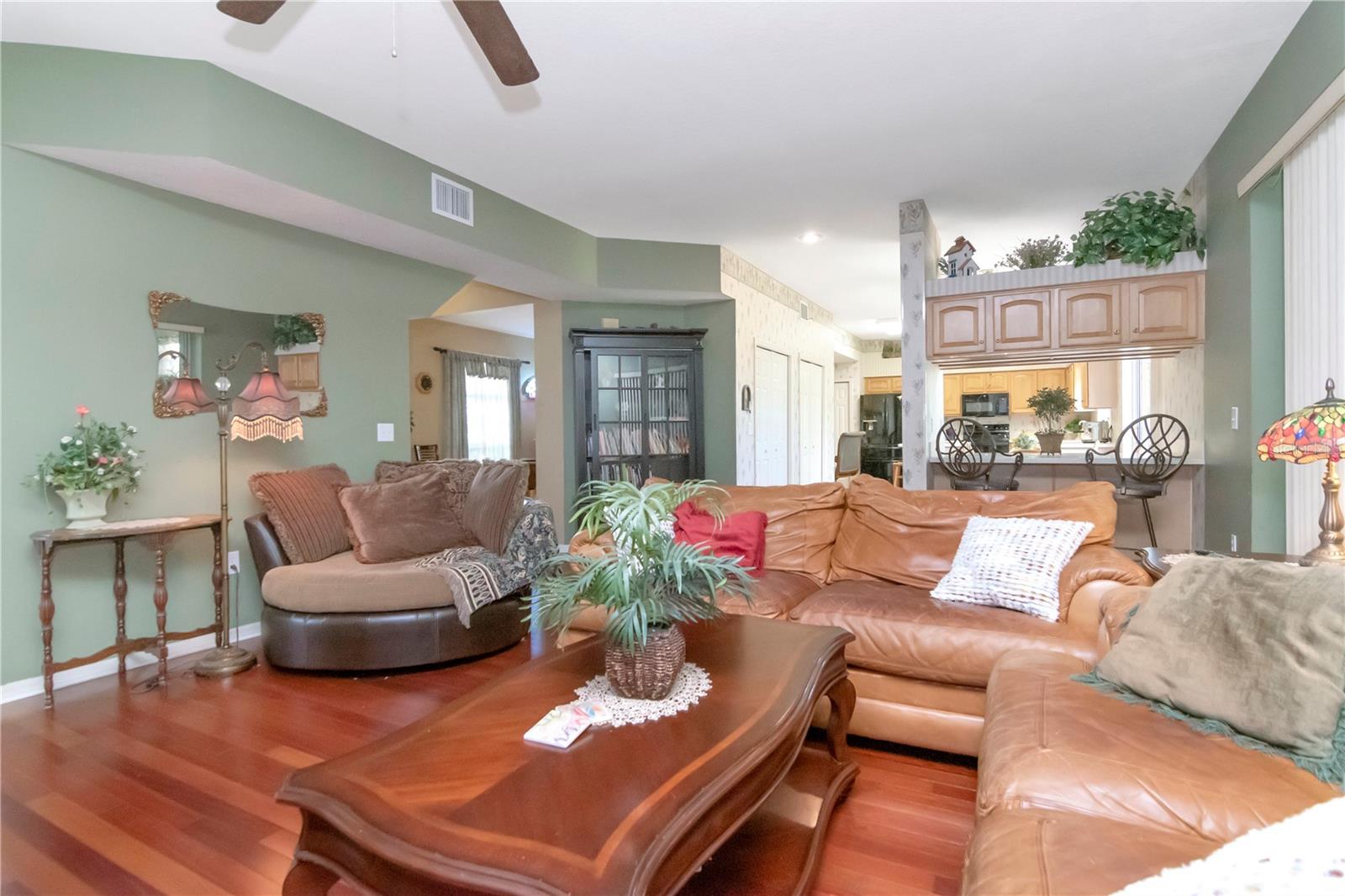 27221 SEA BREEZE WAY, WESLEY CHAPEL, FL, 33544