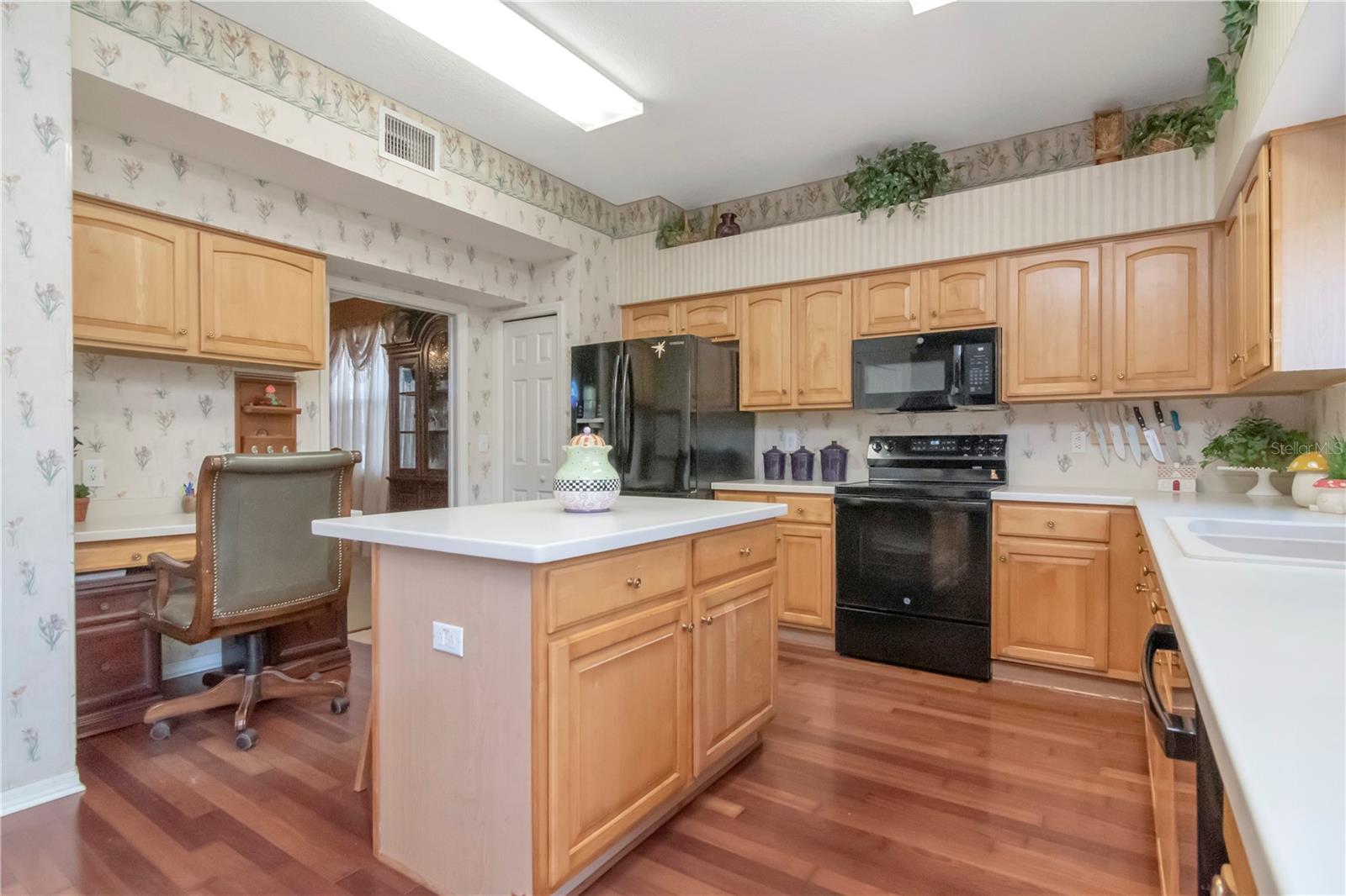 27221 SEA BREEZE WAY, WESLEY CHAPEL, FL, 33544