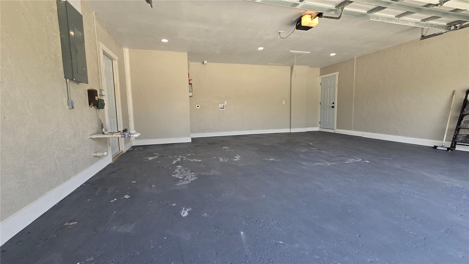 8607 LONGBOAT LN, HUDSON, FL, 34667