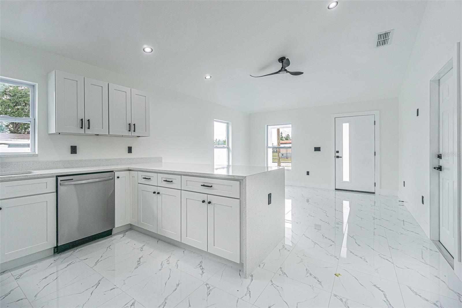 1007 E ESKIMO AVE, TAMPA, FL, 33604