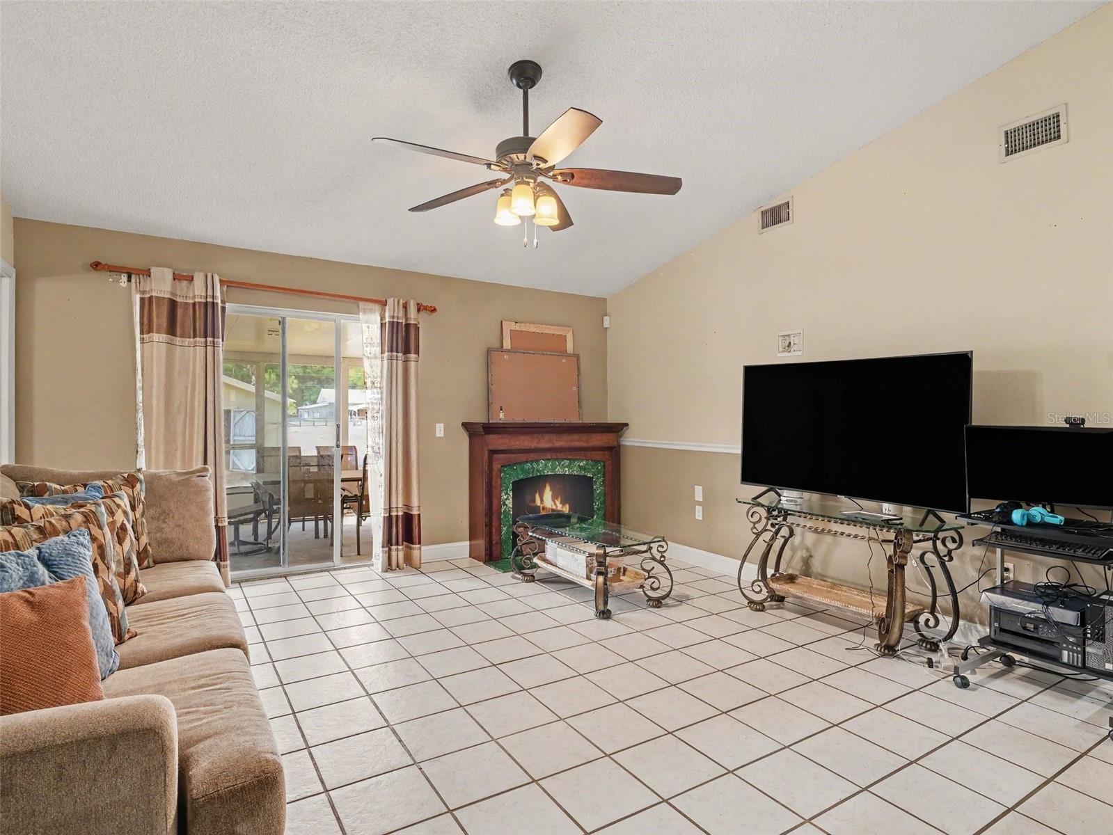 5753 SOUTHWIND DR, MULBERRY, FL, 33860