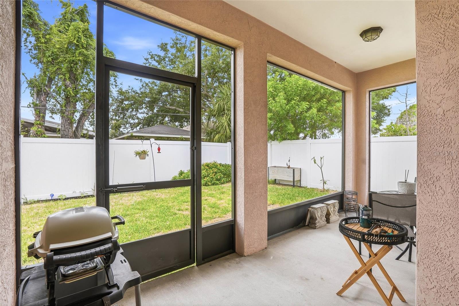 2906 W DOUGLAS ST, TAMPA, FL, 33607
