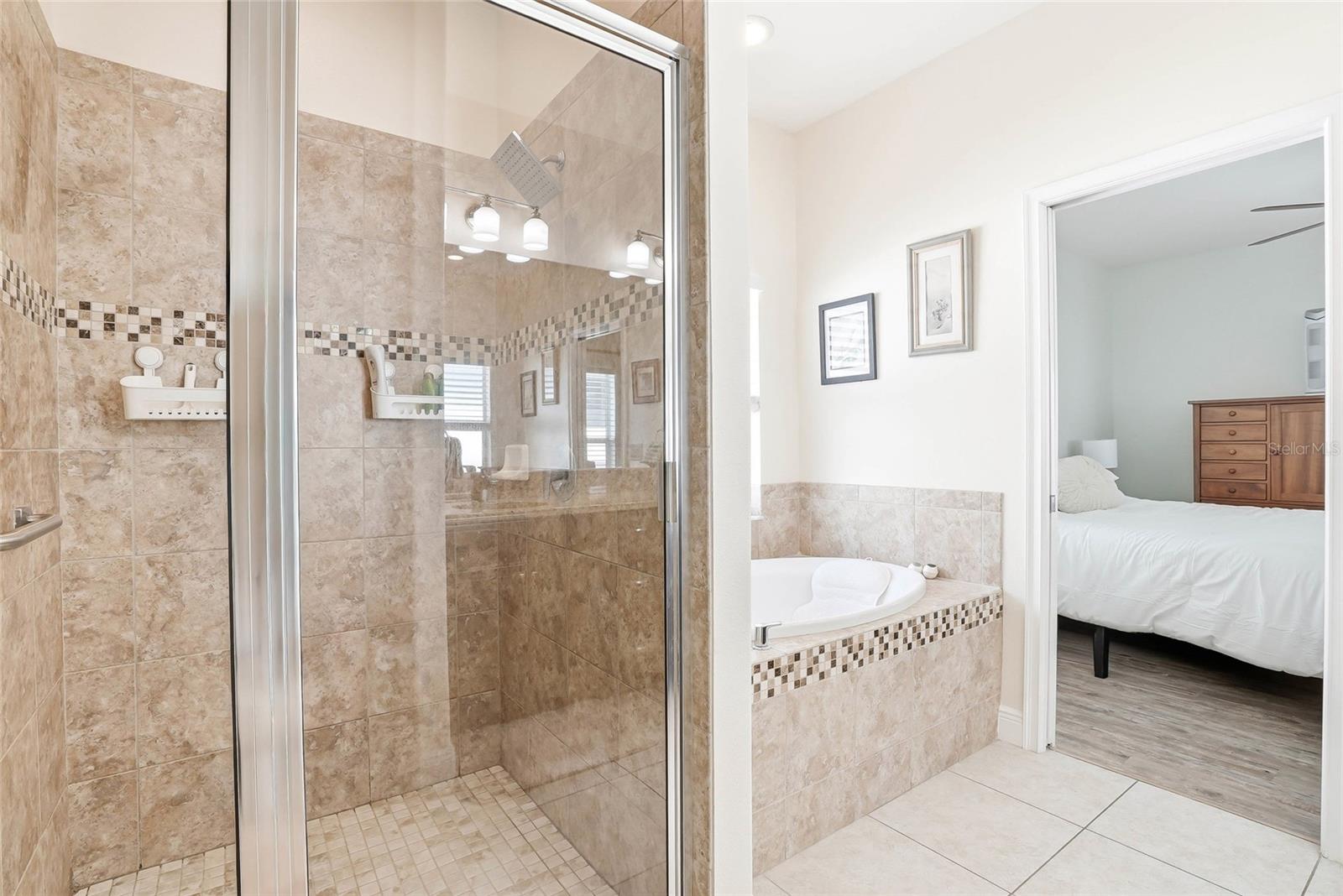 2906 W DOUGLAS ST, TAMPA, FL, 33607