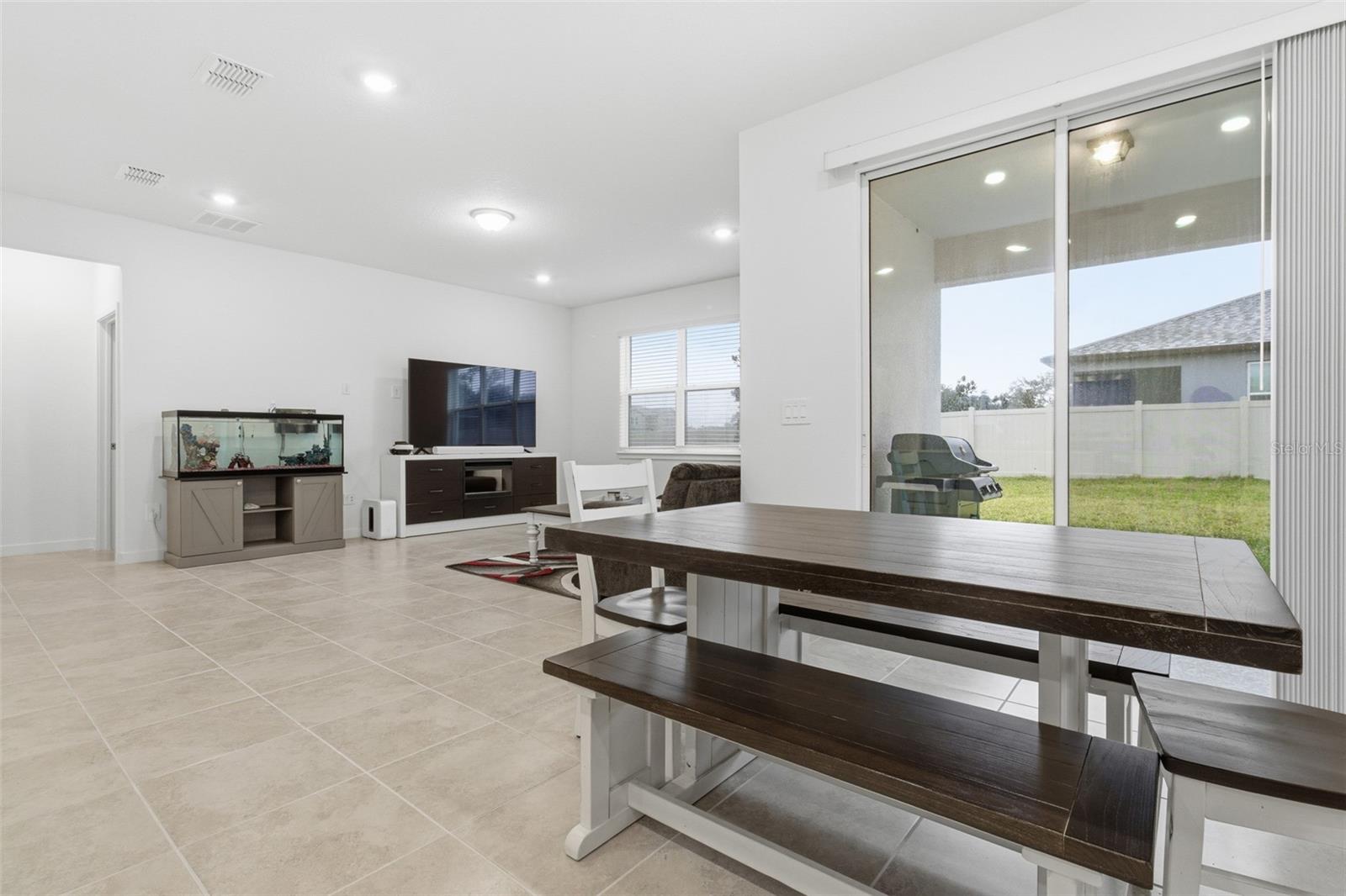 9738 REDWOOD HEIGHTS LOOP, THONOTOSASSA, FL, 33592