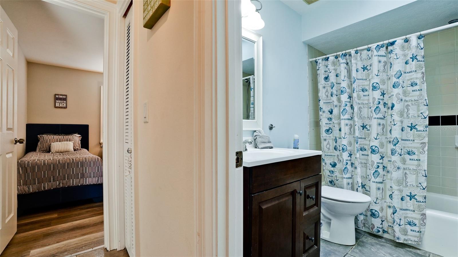 8403 13TH AVE NW, BRADENTON, FL, 34209