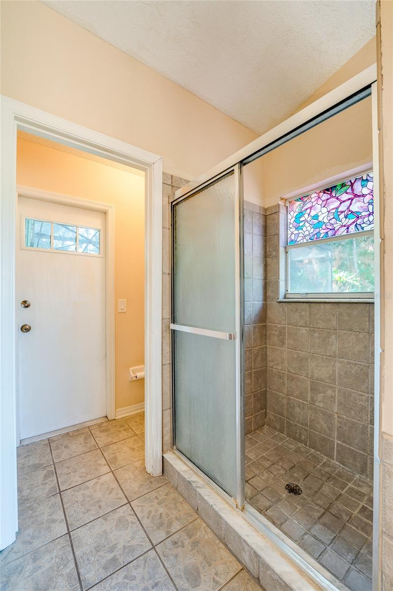 203 LIVE OAK CT, LAKE MARY, FL, 32746