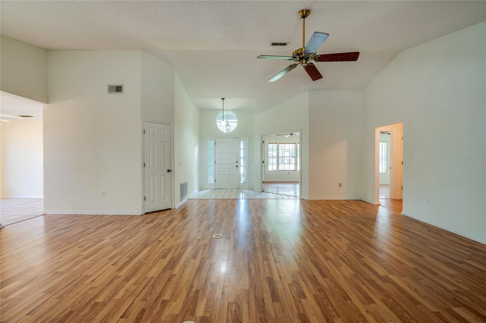 203 LIVE OAK CT, LAKE MARY, FL, 32746