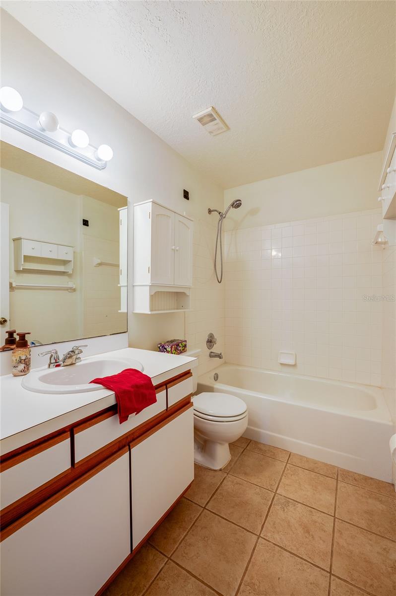 203 LIVE OAK CT, LAKE MARY, FL, 32746