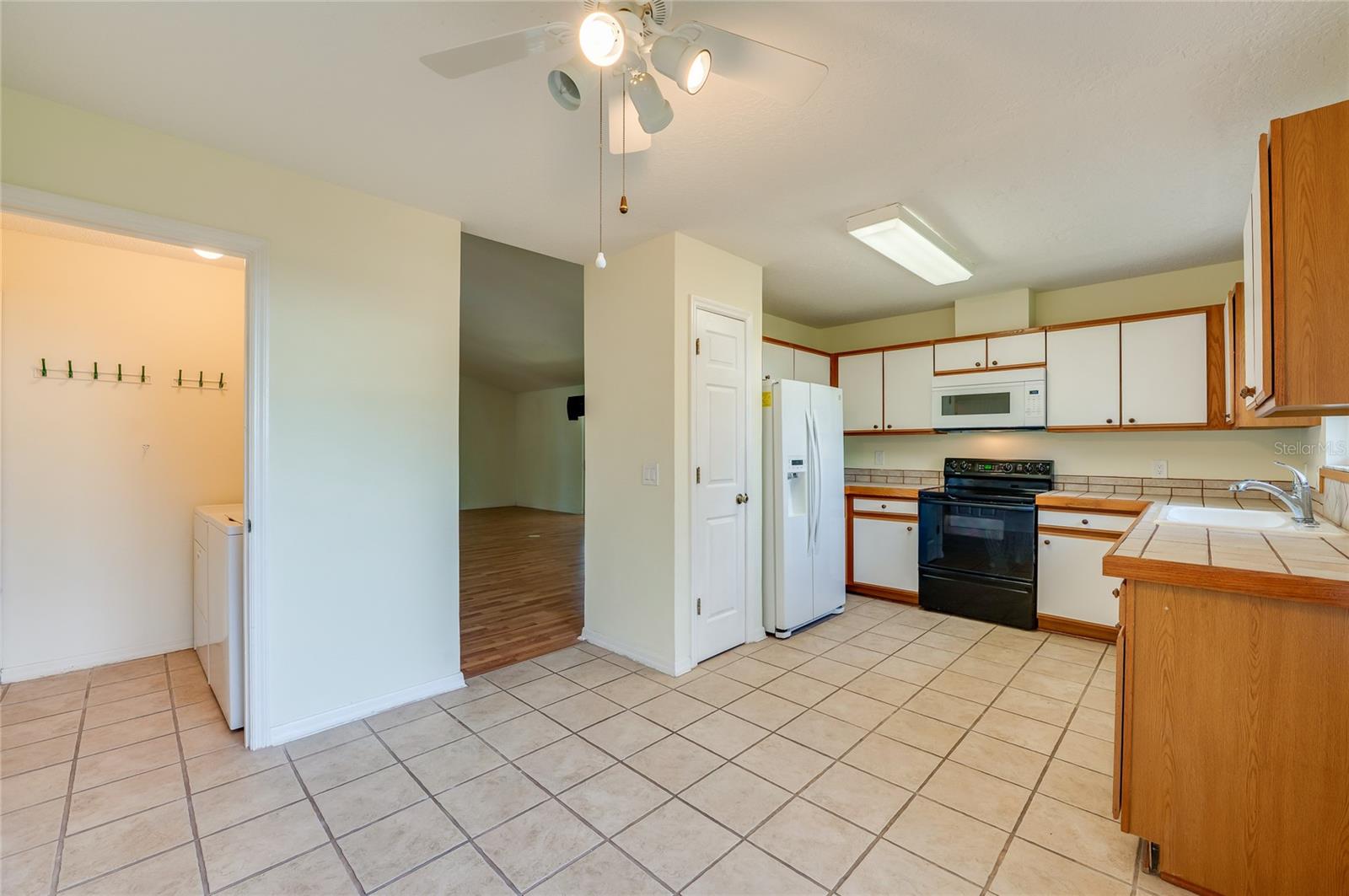 203 LIVE OAK CT, LAKE MARY, FL, 32746