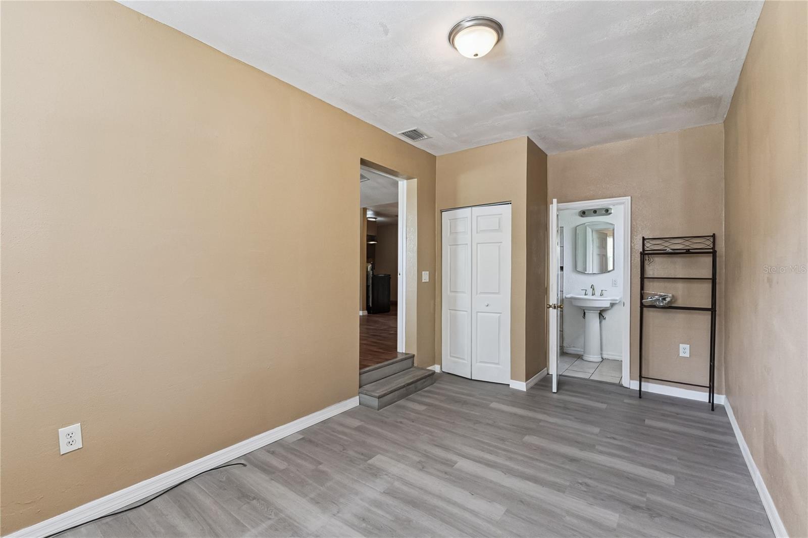 540 COLFAX DR, DAYTONA BEACH, FL, 32114