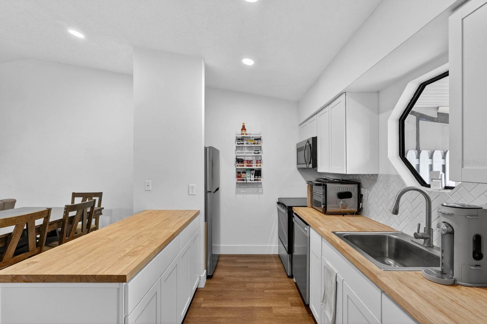1571 HANCOCK LN, DAYTONA BEACH, FL, 32117
