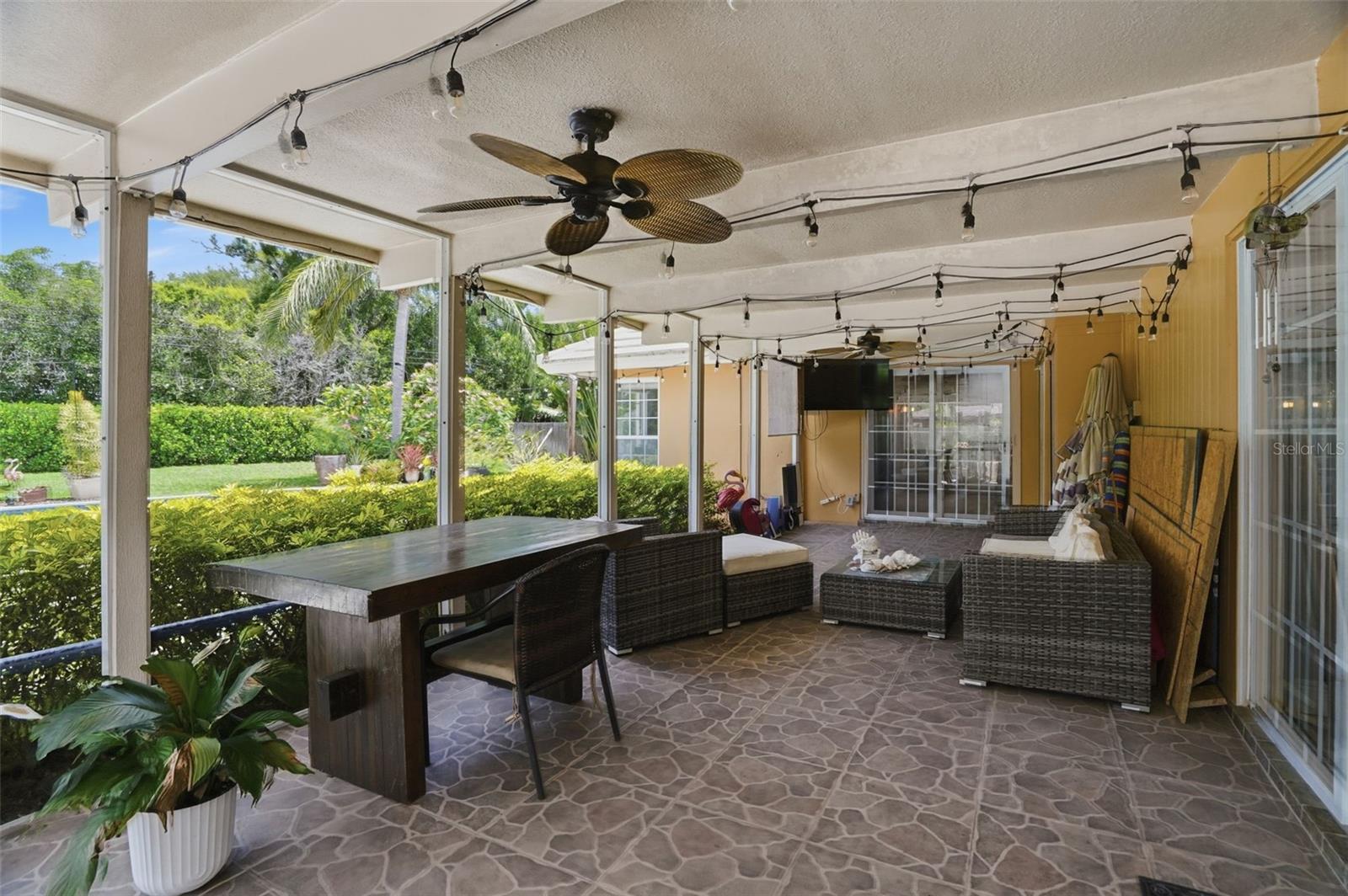 2150 WRENS WAY, CLEARWATER, FL, 33764