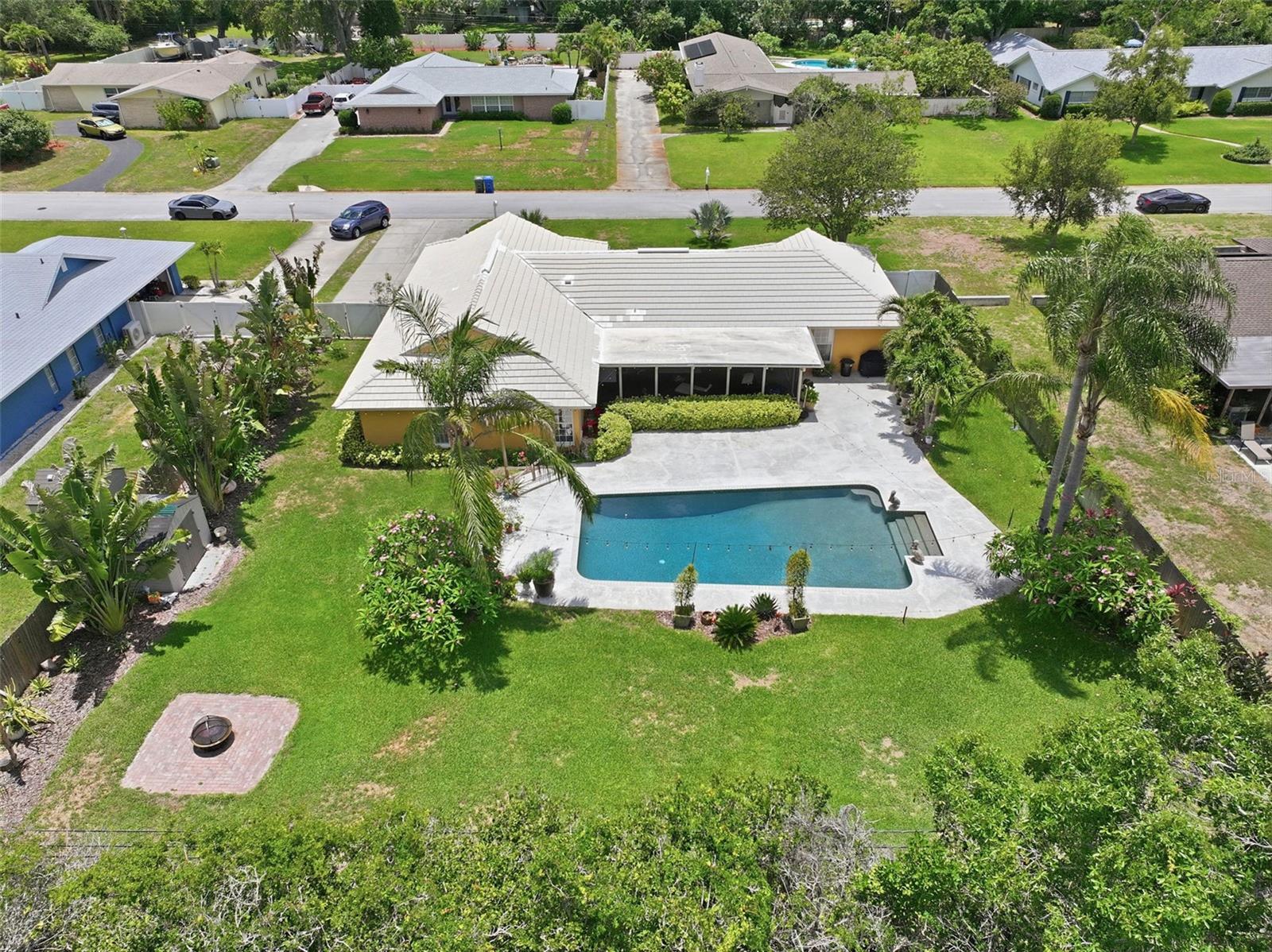 2150 WRENS WAY, CLEARWATER, FL, 33764