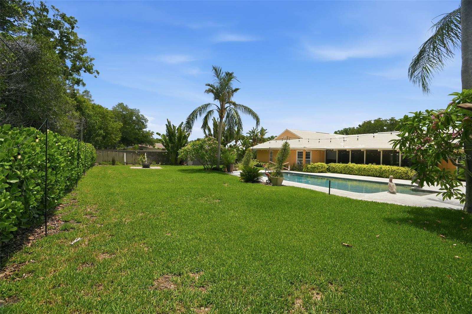 2150 WRENS WAY, CLEARWATER, FL, 33764