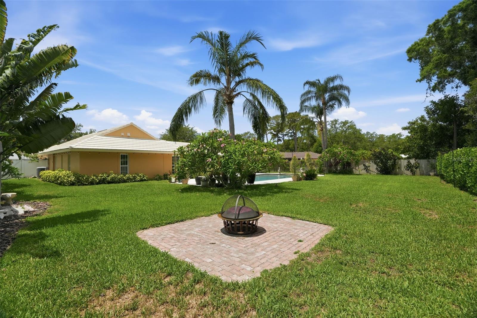 2150 WRENS WAY, CLEARWATER, FL, 33764