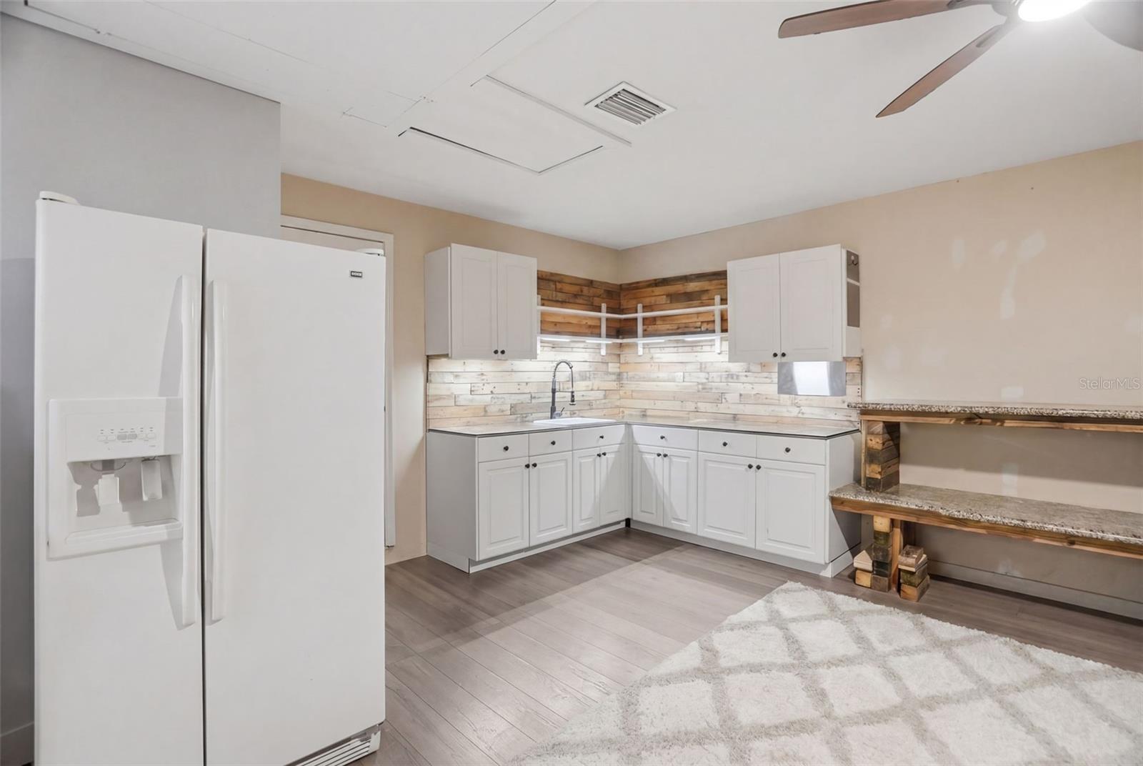 2150 WRENS WAY, CLEARWATER, FL, 33764