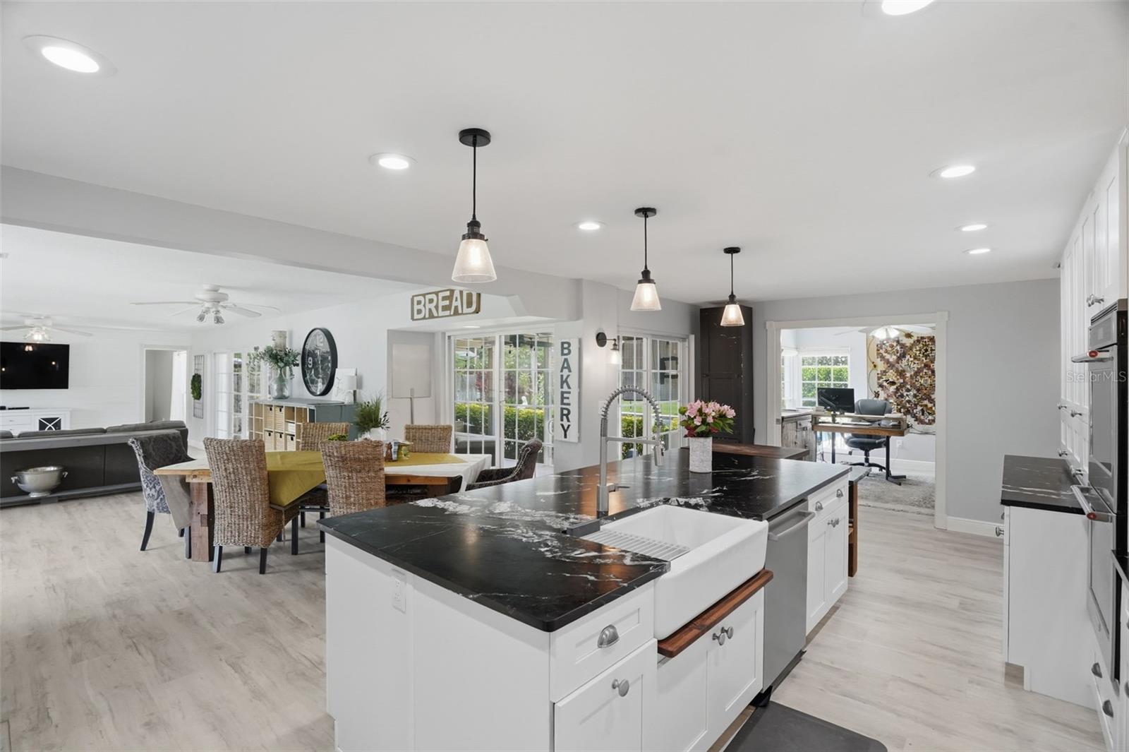 2150 WRENS WAY, CLEARWATER, FL, 33764