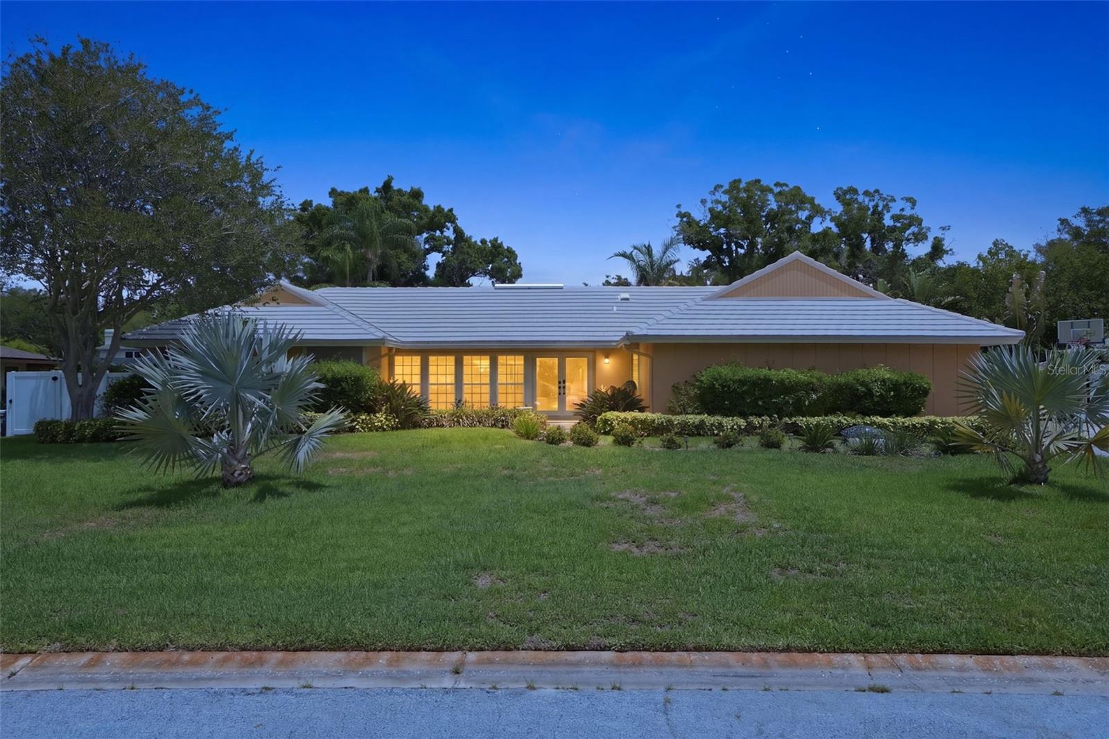 2150 WRENS WAY, CLEARWATER, FL, 33764