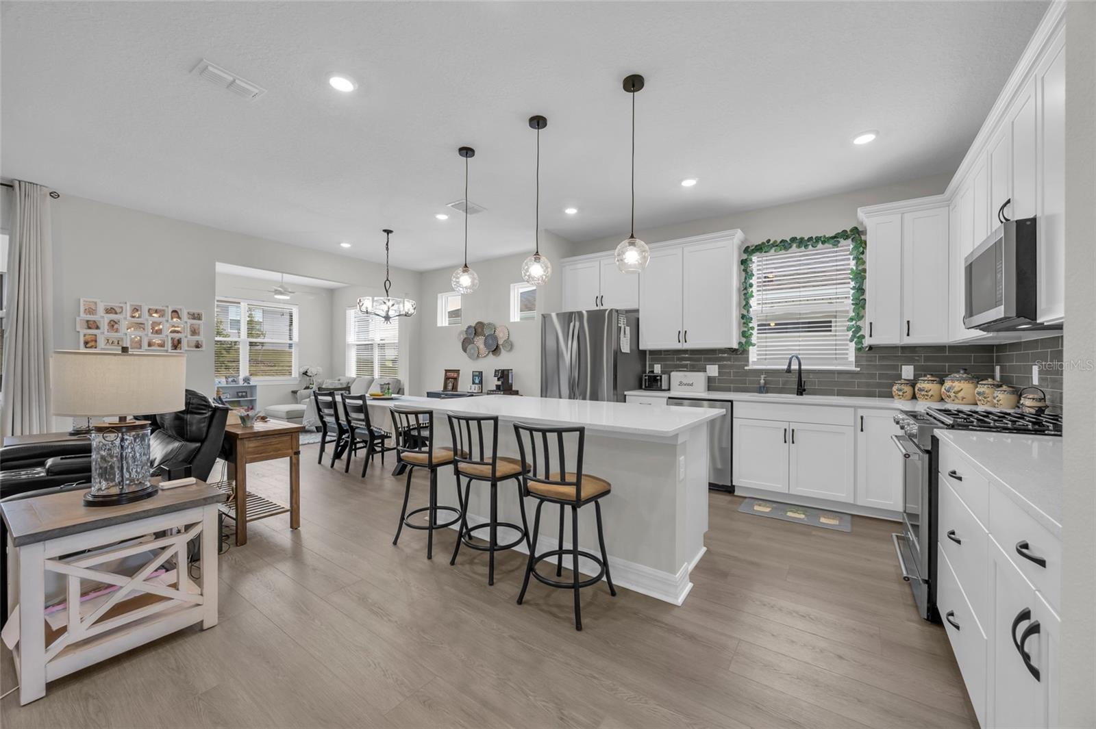 1384 ZESTY CITRUS LN, MINNEOLA, FL, 34715