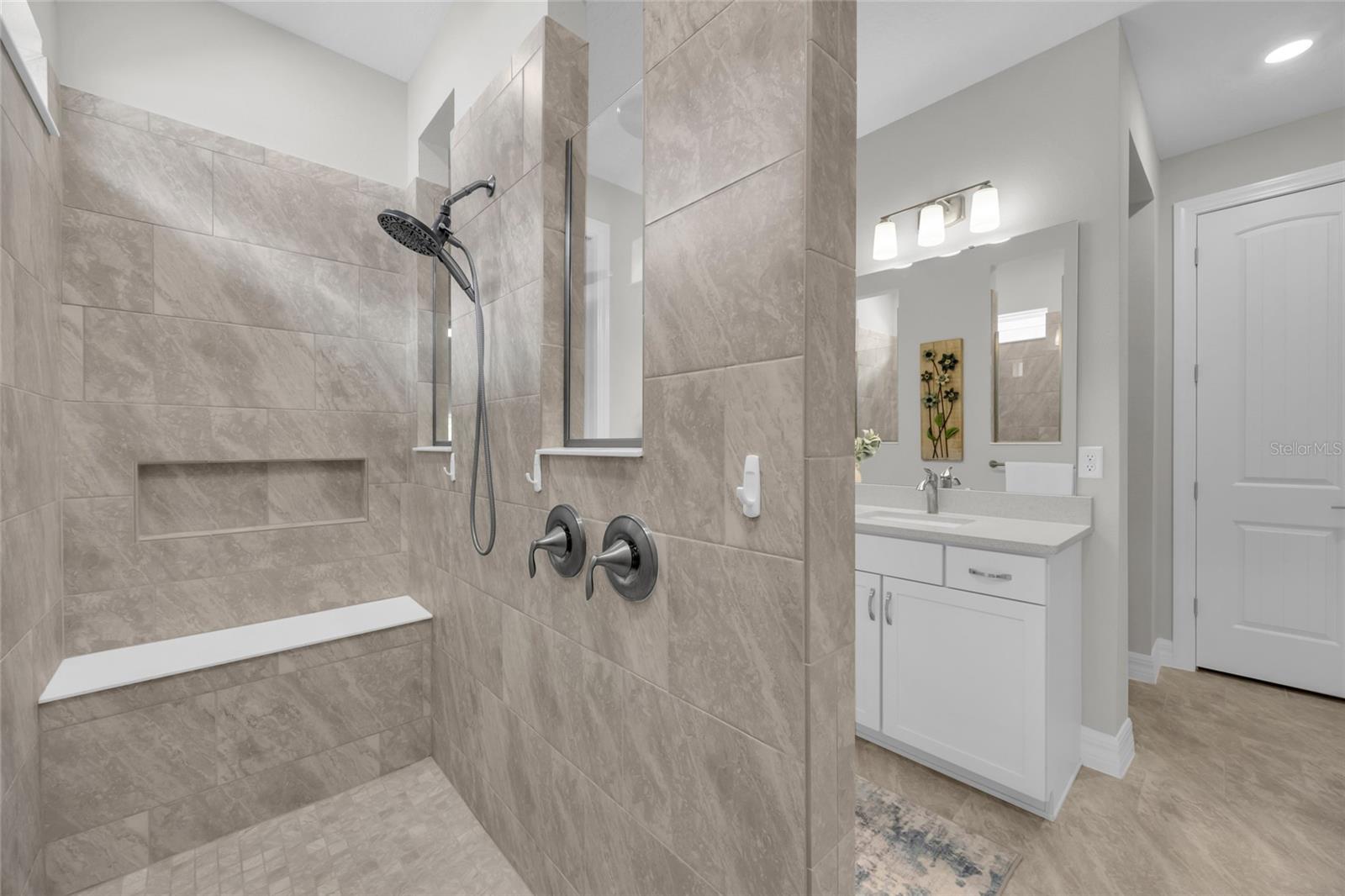 1384 ZESTY CITRUS LN, MINNEOLA, FL, 34715