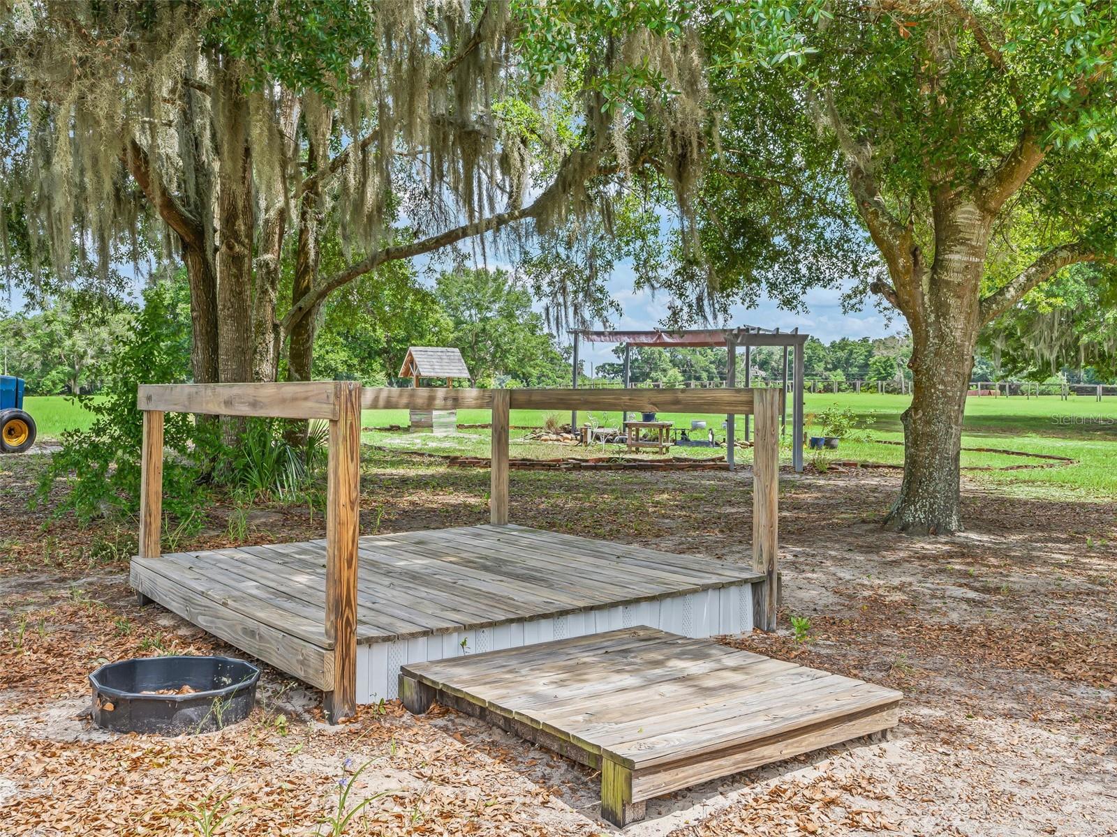 NONE, CITRA, FL, 32113
