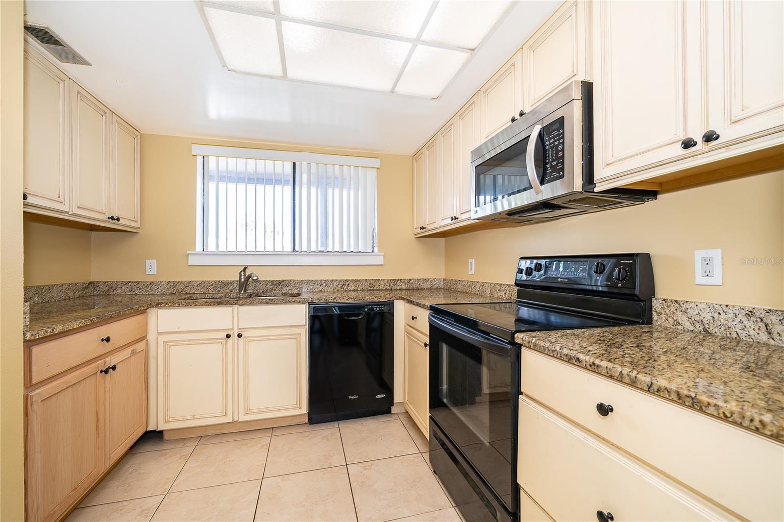 228 ORIENTA POINT ST #228, ALTAMONTE SPRINGS, FL, 32701