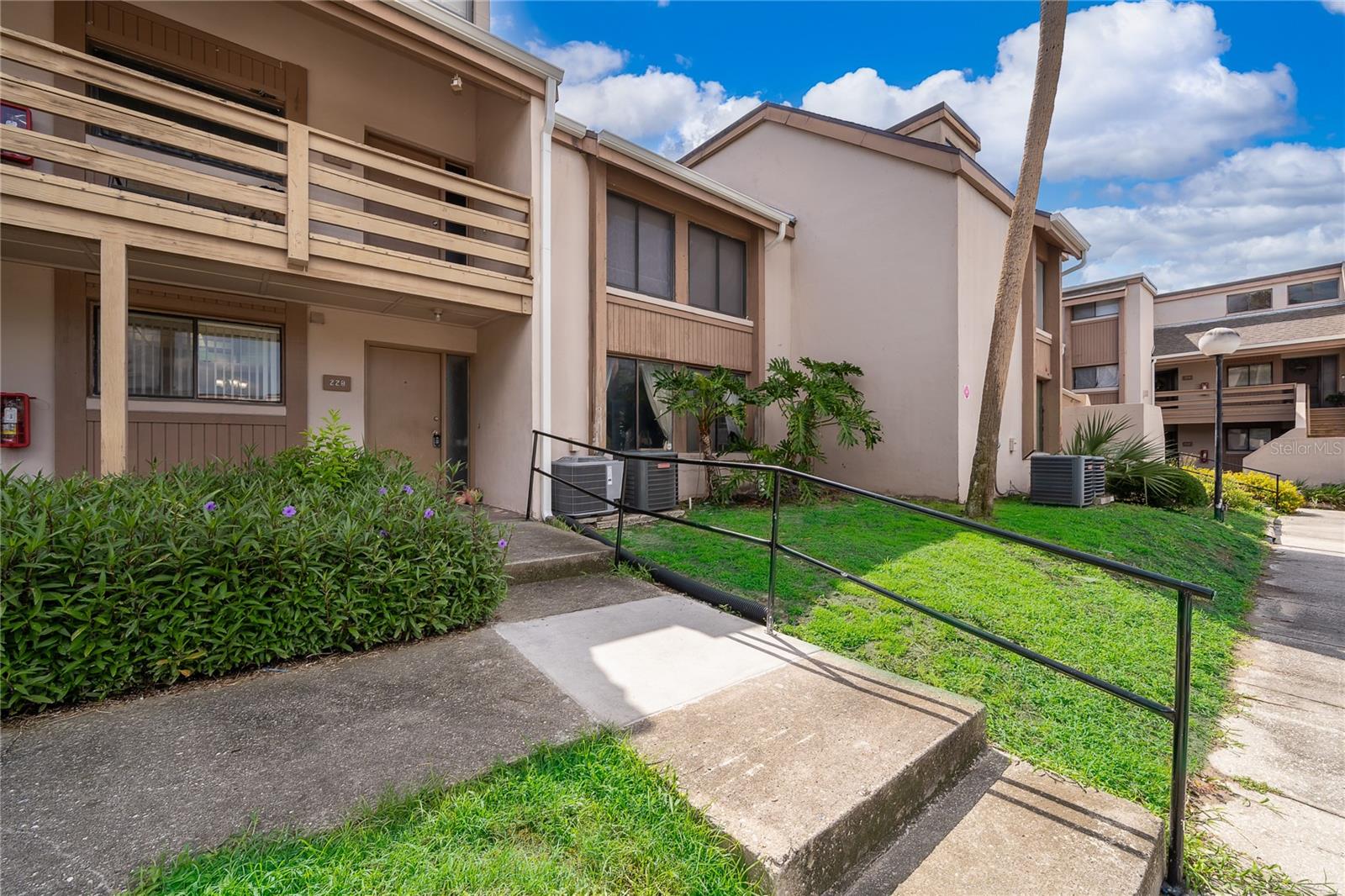 228 ORIENTA POINT ST #228, ALTAMONTE SPRINGS, FL, 32701