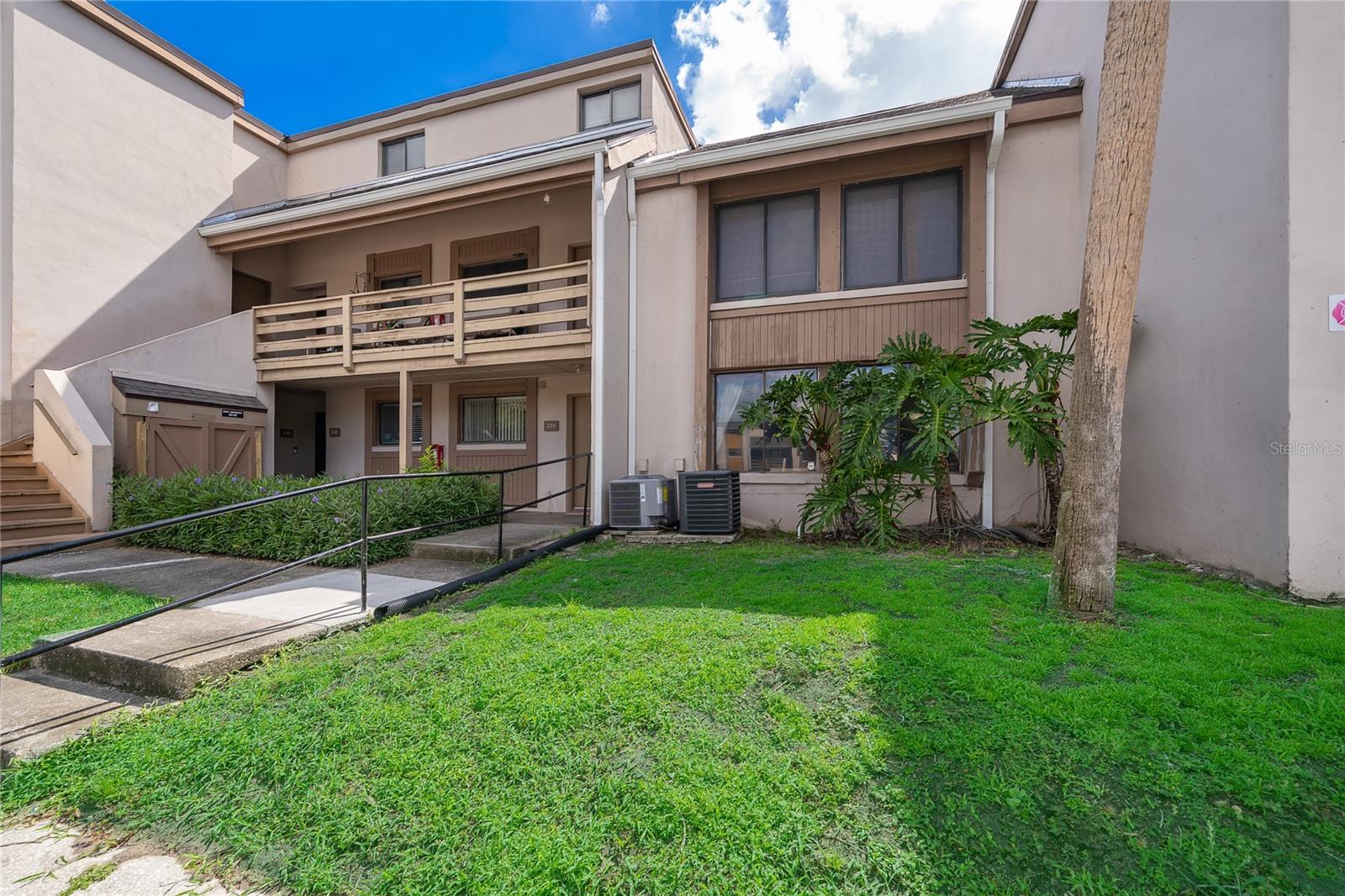 228 ORIENTA POINT ST #228, ALTAMONTE SPRINGS, FL, 32701