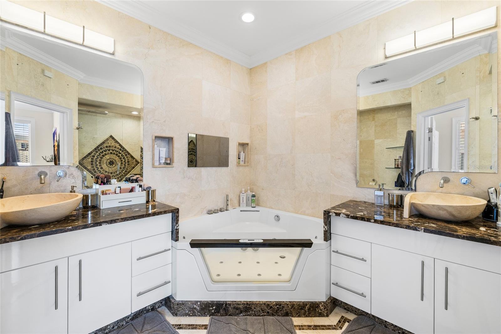 1171 VENETIAN HARBOR DR NE, ST PETERSBURG, FL, 33702