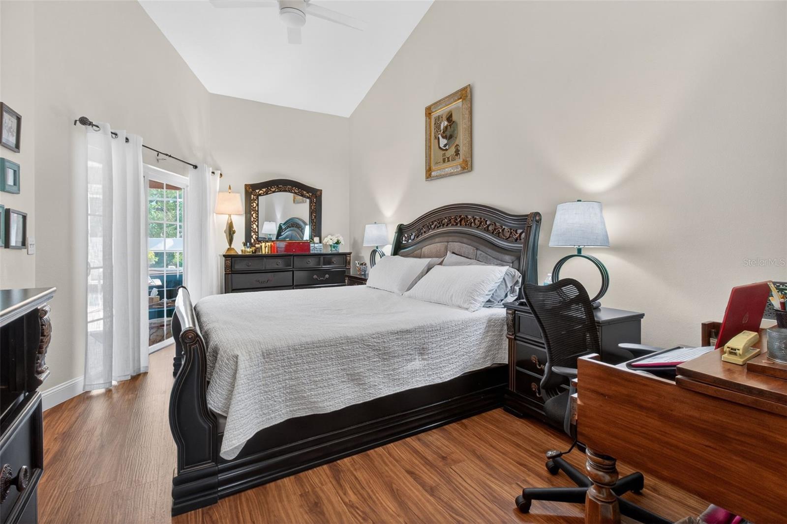 12611 PINEFOREST WAY E, LARGO, FL, 33773