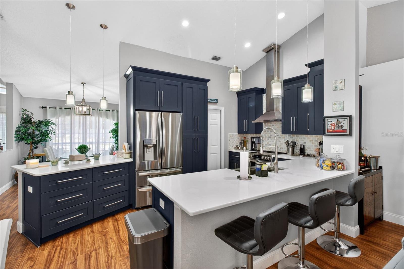 12611 PINEFOREST WAY E, LARGO, FL, 33773