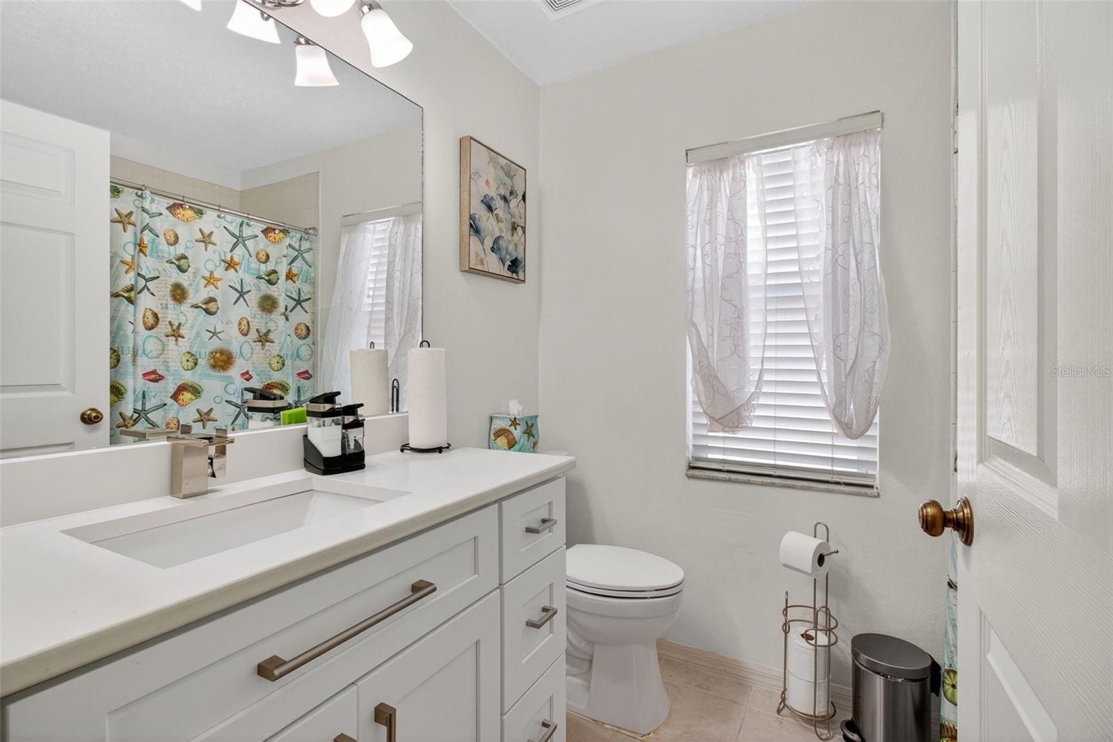 12611 PINEFOREST WAY E, LARGO, FL, 33773